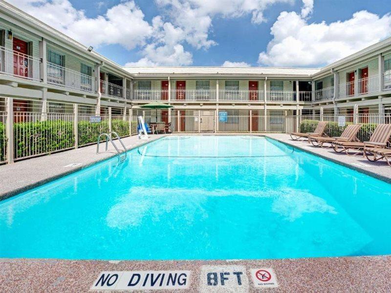 Travelodge By Wyndham North Richland Hills/Dallas/Ft Worth Экстерьер фото