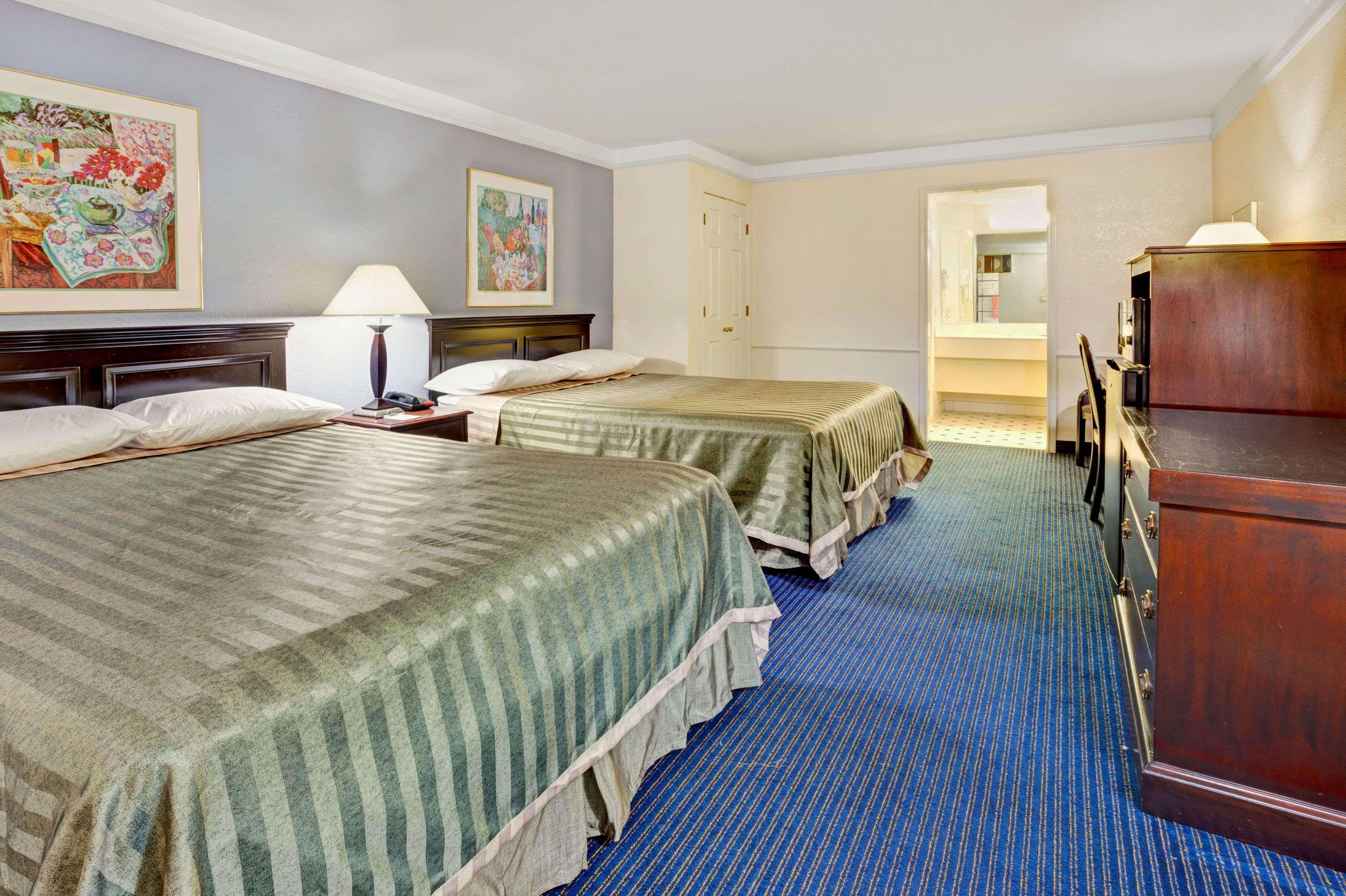 Travelodge By Wyndham North Richland Hills/Dallas/Ft Worth Экстерьер фото