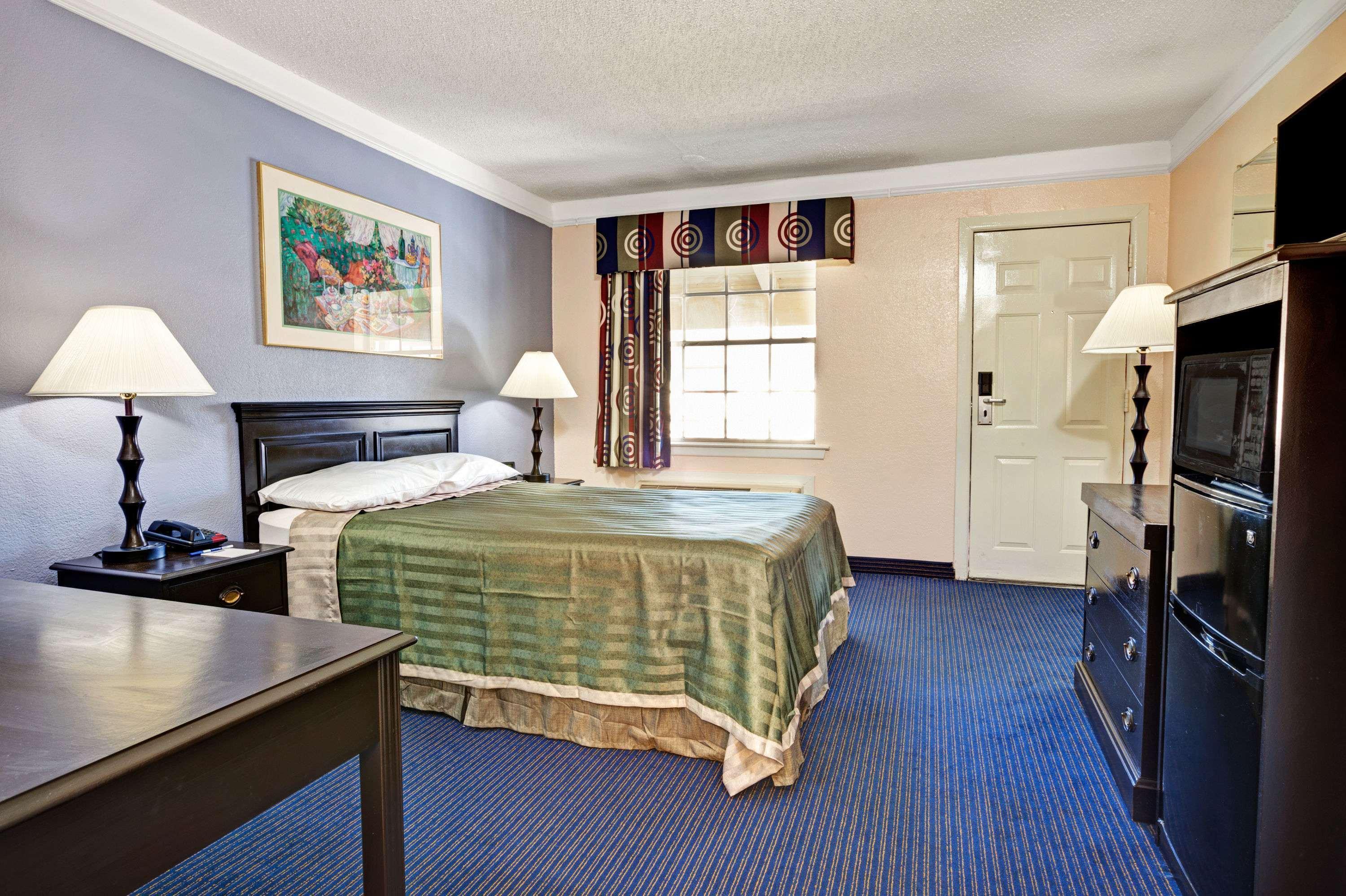 Travelodge By Wyndham North Richland Hills/Dallas/Ft Worth Экстерьер фото