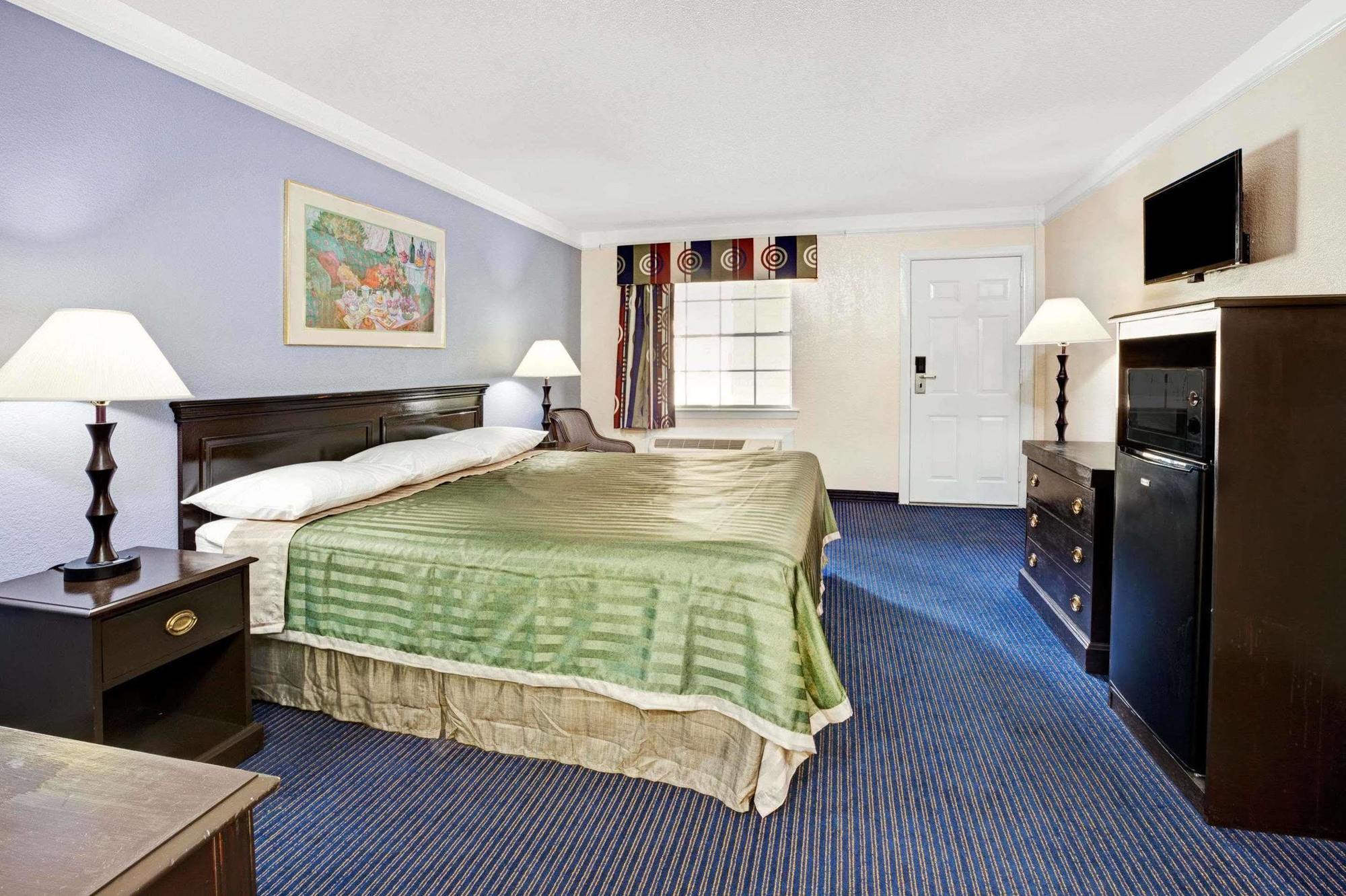 Travelodge By Wyndham North Richland Hills/Dallas/Ft Worth Экстерьер фото